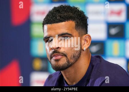 Burton Upon Trent, Großbritannien. Oktober 2024. Dominic Solanke Pressekonferenz vor dem Spiel England gegen Griechenland im St. George's Park, Burton Upon Trent, England, Großbritannien am 8. Oktober 2024 Credit: Every Second Media/Alamy Live News Stockfoto