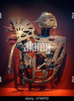 AUSSTELLUNG ZOMBIES TOD IST NICHT DAS ENDE? QUAI BRANLY MUSEUM PARIS Stockfoto