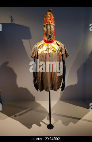 AUSSTELLUNG ZOMBIES TOD IST NICHT DAS ENDE? QUAI BRANLY MUSEUM PARIS Stockfoto