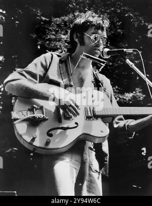 Neil Young. Porträt des amerikanischen/kanadischen Sängers/Songwriters Neil Percival Young (* 1945), Werbefoto, 1970er Jahre Stockfoto