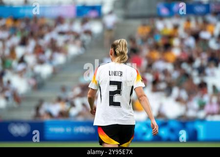 Marseille, Frankreich. Juli 2024. Sarai Linder (Deutschland, #02), FRA, Olympische Spiele Paris 2024, Fussball Frauen, Deutschland (GER) vs Australien (aus), 1. Spieltag, Gruppe B, 25.07.2024 Foto: Eibner-Pressefoto/Michael Memmler Credit: dpa/Alamy Live News Stockfoto