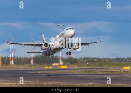 Suomeksi ||| auf Englisch Stockfoto