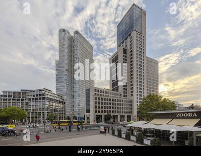 Zoofenster Berlin mit dem Upper West und dem Waldorf Astoria Gebäude. Berlin, Deutschland, Europa Stockfoto