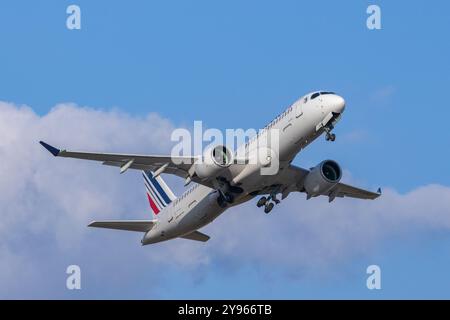 Air France Airbus a220 startet vom Flughafen Helsinki Stockfoto