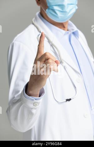 Porträt von männlichen Oberärztin Stockfoto