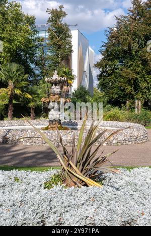 Forbury Gardens Park im Zentrum der Stadt Reading, Berkshire, England, Großbritannien Stockfoto