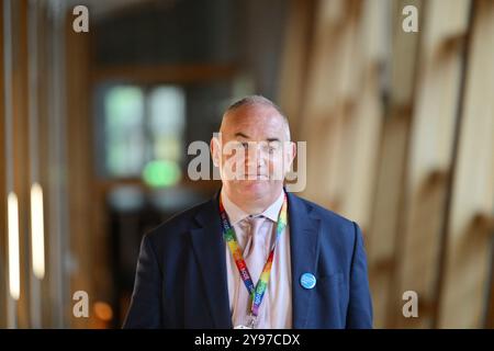 Edinburgh Schottland, Vereinigtes Königreich 08. Oktober 2024. Minister für Wohnraum Paul McLennan MSP im schottischen Parlament. Credit sst/alamy Live News Stockfoto