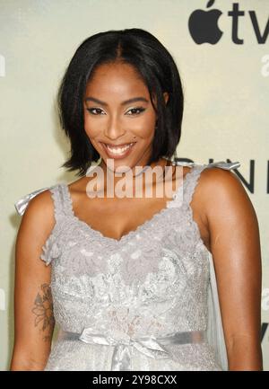 West Hollywood, Kalifornien, USA. Oktober 2024. Jessica Williams nimmt am 08. Oktober 2024 in West Hollywood, Kalifornien, an der zweiten Staffel von Apple TV’s „Shrinking“ im Pacific Design Center Teil. Quelle: Jeffrey Mayer/Media Punch/Alamy Live News Stockfoto