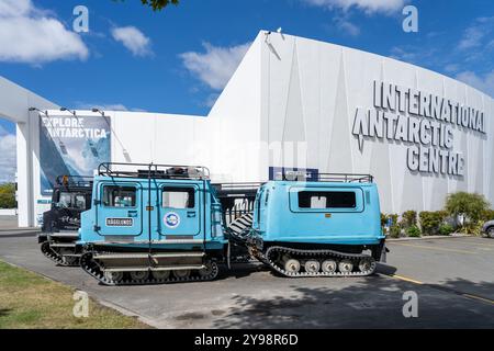 Internationales Antarktiszentrum mit Antarktisfahrzeug in Christchurch, Neuseeland. Stockfoto