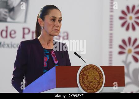 Claudia Sheinbaum Pardo, Präsidentin von Mexiko, sprach während einer Briefing-Konferenz über die Energiereformen im Nationalpalast. (Kreditbild: © Carlos Santiago/eyepix via ZUMA Press Wire) NUR REDAKTIONELLE VERWENDUNG! Nicht für kommerzielle ZWECKE! Stockfoto