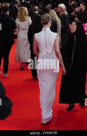 Saoirse Ronan nimmt an der BFI London Film Festival Opening Night Gala des Dokumentarfilmemachers und Regisseurs Steve McQueen's Second World war Drama Blitz in der Royal Festival Hall im Southbank Centre in London Teil. Bilddatum: Mittwoch, 9. Oktober 2024. Stockfoto