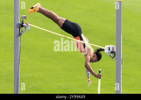 Das Schlesische Stadion In Chorzow, Polen. August 2024. Diamond League Athletics Meeting: Emmanouil Karalis (griechenland) im Stabhochsprung der Herren Credit: Action Plus Sports/Alamy Live News Stockfoto