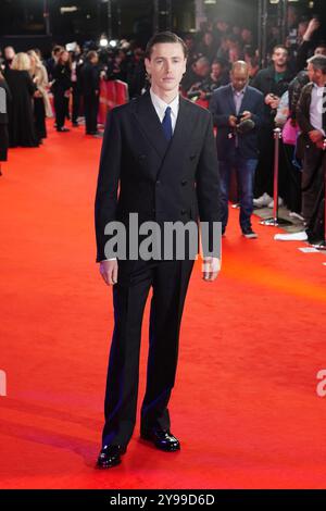 Harris Dickinson nimmt an der BFI London Film Festival Opening Night Gala des Dokumentarfilmemachers und Regisseurs Steve McQueen's Second World war Drama Blitz in der Royal Festival Hall im Southbank Centre in London Teil. Bilddatum: Mittwoch, 9. Oktober 2024. Stockfoto