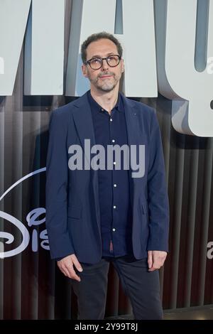 Mexiko-Stadt, Mexiko. Oktober 2024. Gabriel Epstein besucht am 8. Oktober 2024 den roten Teppich der Filmpremiere von Disney Plus im Teatro Telcel in Mexiko-Stadt. (Foto: Ana Castillo/Eyepix Group/NurPhoto) Credit: NurPhoto SRL/Alamy Live News Stockfoto