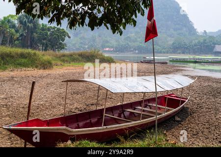 Trockene Laguna de Los Milagros in Tingo Maria, Huánuco, Peru, peruanischer Amazonas. Stockfoto