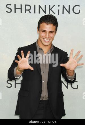 West Hollywood, Kalifornien, USA. Oktober 2024. Tanner Zagarino nimmt am 08. Oktober 2024 in West Hollywood, Kalifornien, an der Weltpremiere von Apple TV's „Shrinking“ im Pacific Design Center Teil. Quelle: Jeffrey Mayer/Media Punch/Alamy Live News Stockfoto