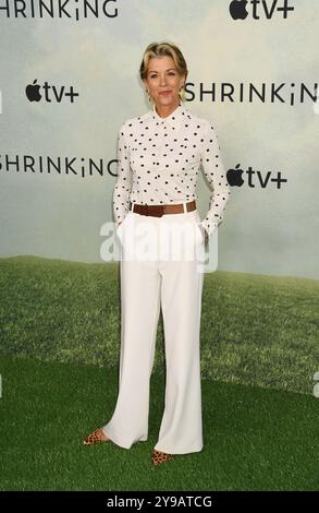 West Hollywood, Kalifornien, USA. Oktober 2024. Wendie Malick nimmt am 8. Oktober 2024 in West Hollywood, Kalifornien, an der Weltpremiere von Apple TV's „Shrinking“ im Pacific Design Center Teil. Quelle: Jeffrey Mayer/Media Punch/Alamy Live News Stockfoto