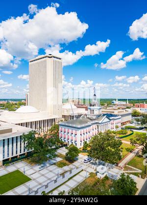 Tallahassee, FL - 2. September 2024: Das Florida State Capitol Building und das Florida Historic Capitol Museum Stockfoto