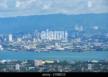 Luftaufnahme des Ufers in Cebu City, Philippinen Stockfoto