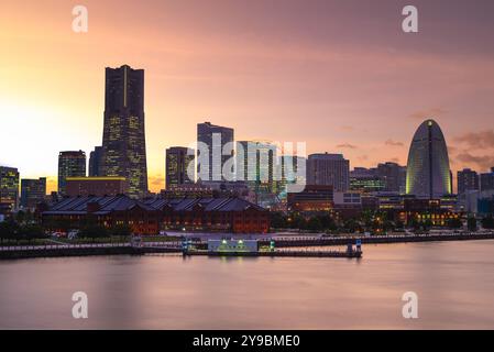 Landschaft des Hafens von Yokohama in der Stadt Yokohama in der Präfektur Kanagawa, Kanto, Japan Stockfoto