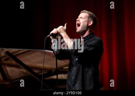 Sebastian Knauer & Johannes Strate - Klassik meets Pop, 07.10.24 Lübeck Schleswig-Holstein *** Sebastian Knauer Johannes Strate Klassik meets Pop, 07 10 24 Lübeck Schleswig Holstein Deutschland Copyright: XAgentur54Gradx/xFelixxKoenigx Stockfoto