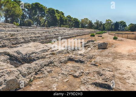 Ruinen des Altars von Ierone II, im Archäologischen Park von Syrakus, Sizilien, Italien Stockfoto