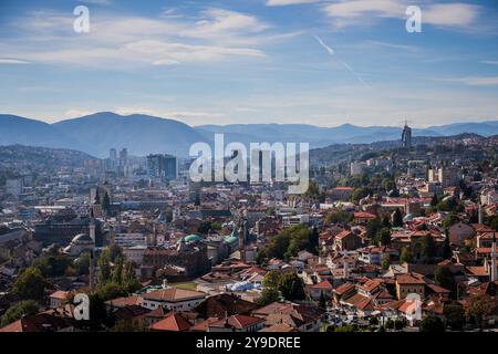 Sarajevo, Bosnien Und Herzegowina. Oktober 2024. Blick auf Sarajevo von der Gelben Festung in Sarajevo, Bosnien und Herzegowina, am 08. Oktober 2024. Foto: Zvonimir Barisin/PIXSELL Credit: Pixsell/Alamy Live News Stockfoto