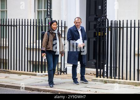 London, Großbritannien. Oktober 2024. Andrew Marr, Fernsehsender und Journalist, in der Downing Street. Quelle: Karl Black/Alamy Live News Stockfoto