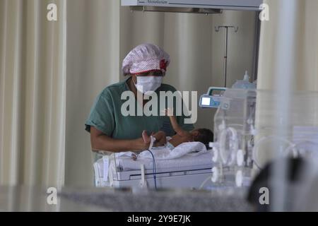 Öffentliches Krankenhaus in bahia ilheus, bahia, brasilien - 24. Mai 2022: Ansicht eines öffentlichen Krankenhauses in der Stadt Ilheus. ILHEUS BAHIA BRASILIEN Copyright: XJoaxSouzax 240522JOA28 Stockfoto