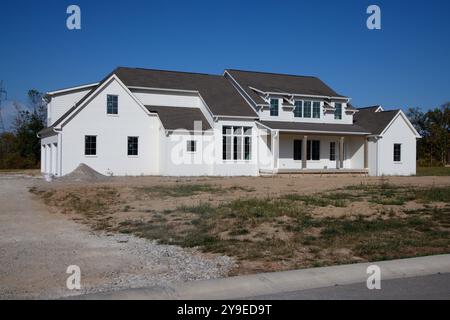 Ein Bauboom führt zu Neubauten in den Vororten im mittleren westen. Greenfield, Indiana. Stockfoto