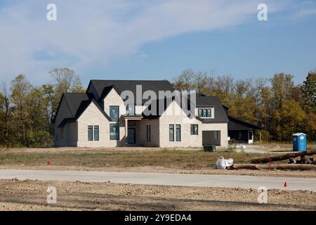 Ein Bauboom führt zu Neubauten in den Vororten im mittleren westen. Greenfield, Indiana. Stockfoto