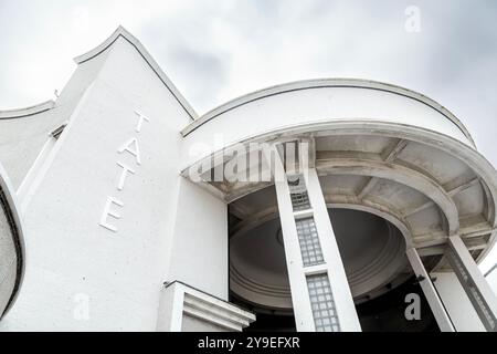 Außenansicht von Tate St Ives, St Ives, England Stockfoto