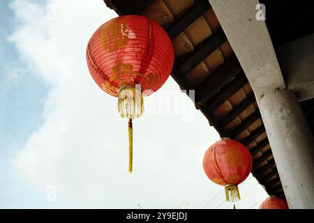 Rote chinesische Laternen im Chin Swee Caves Tempel in Genting Highlands Malaysia Stockfoto