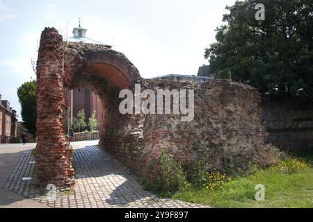 Das Balkerne Gate führt nach Colchester, Essex im Vereinigten Königreich Stockfoto