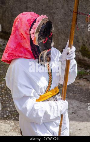 Traditionelle Maske des Karnevals von Velilla de la Reina, genannt Antruejo. Spanien Stockfoto