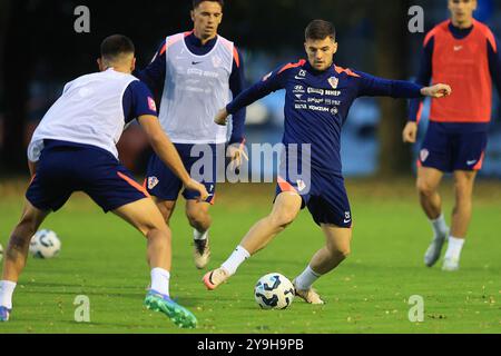 Zagreb, Kroatien. Oktober 2024. Martin Baturina während des Trainings der kroatischen Nationalmannschaft im Maksimir-Stadion in Zagreb, Kroatien am 9. Oktober 2024. Foto: Marko Prpic/PIXSELL Credit: Pixsell/Alamy Live News Stockfoto