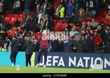 London, Großbritannien. Oktober 2024. England Interim Manager Lee Carsley nach dem Spiel der UEFA Nations League zwischen England und Griechenland am 10. Oktober 2024 im Wembley Stadium in London. Foto von Joshua Smith. Nur redaktionelle Verwendung, Lizenz für kommerzielle Nutzung erforderlich. Keine Verwendung bei Wetten, Spielen oder Publikationen eines einzelnen Clubs/einer Liga/eines Spielers. Quelle: UK Sports Pics Ltd/Alamy Live News Stockfoto