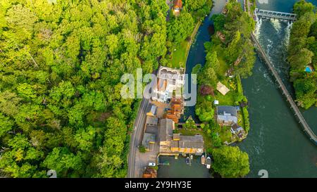 Blick auf Henley-on-Thames, eine Stadt und eine Gemeinde an der Themse in Oxfordshire, England, Großbritannien Stockfoto