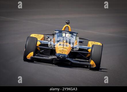 PATO OWARD (5) aus Monterey, Mexiko, trainiert für den 108. Lauf des Indianapolis 500 auf dem Indianapolis Motor Speedway in Speedway, IN Stockfoto