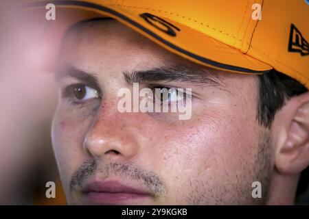 Der Fahrer DER NTT INDYCAR-SERIE, PATO OWARD (5) aus Monterey, Mexiko, gibt ein Interview mit den Medien während des Firestone Grand Prix von Monterey Weekend at Stockfoto