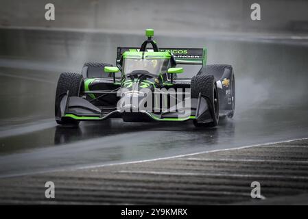 ROMAIN GROSJEAN (77) aus Genf, Schweiz, kommt durch Kurve 12 (Canada Corner) während eines Nasstrainings für den XPEL Grand Prix auf der Road Americ Stockfoto