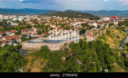 Luftaufnahme von Fort Bedem in Nikšić, Montenegro - Osmanische Festung auf dem Balkan Stockfoto