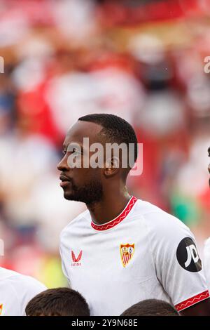 Sevilla, Spanien. September 2024. Dodi Lukebakio (Sevilla FC) wurde während des LaLiga EA SPORTSPIELS zwischen Teams des Sevilla FC und Real Valladolid im Estadio Ramon Sanchez Pizjuan gesehen. Endergebnis; Sevilla FC 2:1 Real Valladolid Credit: SOPA Images Limited/Alamy Live News Stockfoto