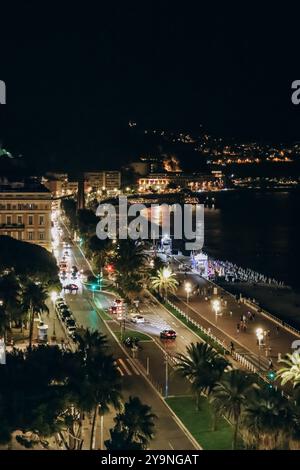 Nizza, Frankreich - 31. August 2024: Nächtlicher Blick auf den Platz Albert I. in Nizza Stockfoto