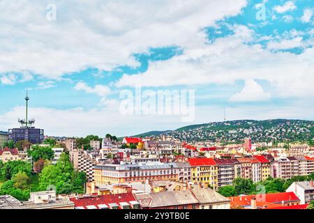 Blick vom Berg zum Stadtteil von Budapest - Buda.Hungary. Stockfoto