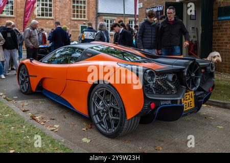 Gordon Murray Automotive T.50, ausgestellt im Bicester Heritage Scramble am 6. Oktober 2024. Stockfoto