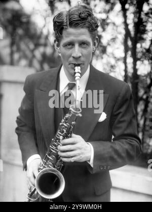 Rudy Vallee. Porträt des amerikanischen Sängers und Saxophonisten Hubert Prior Vallée (1901–1986) von Bain News Service, um 1920-1930 Stockfoto