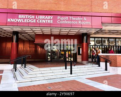 The Pigott Theatre & Conference Rooms im British Library Knowledge Centre, London, England. Stockfoto