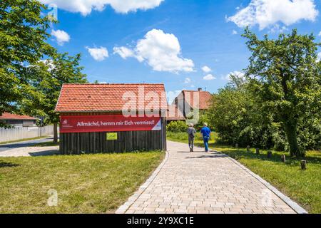 Fränkisches Freilandmuseum Bad Windsheim. Fränkischer Willkommensgruß nach der Corona-Pause. Stockfoto