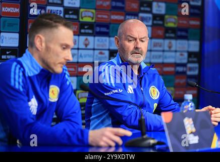 Zagreb, Kroatien. Oktober 2024. Cheftrainer Steve Clark spricht während einer Pressekonferenz der schottischen Nationalmannschaft am 11. Oktober 2024 in Zagreb. Foto: Marko Prpic/PIXSELL Credit: Pixsell/Alamy Live News Stockfoto